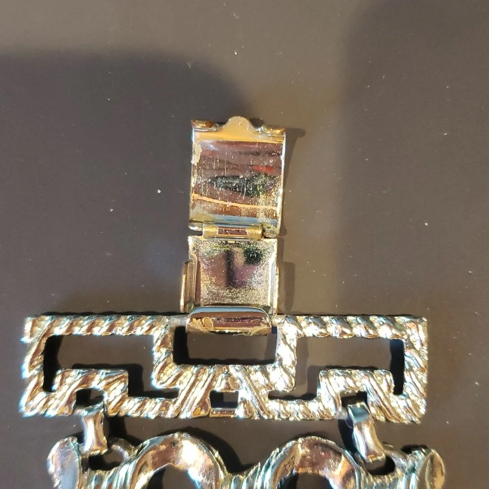 Silvertone bracelet - Picture 3 of 4